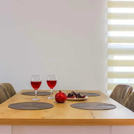 The Seascape Gallery Apartman