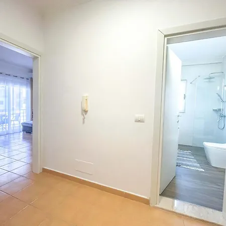 The Seascape Gallery Apartman