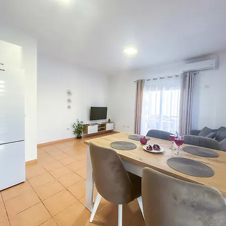 The Seascape Gallery Apartman Durrës