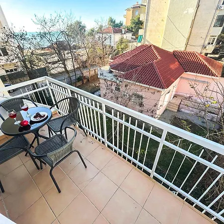 The Seascape Gallery Apartman Durrës